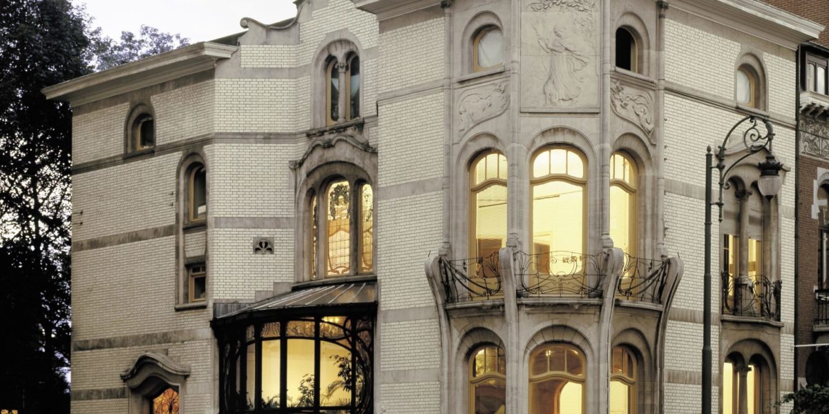 Art Nouveau