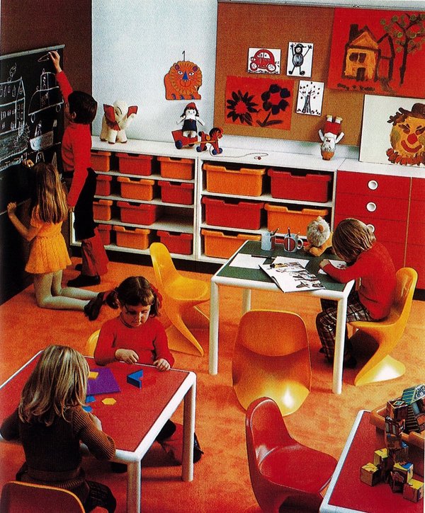 Designing childhood © Design Museum Brussels