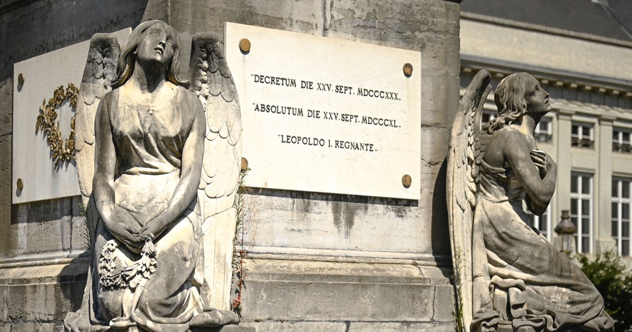  Detail monument Pro Patria Guillaume Geefs © Korei Guided Tours