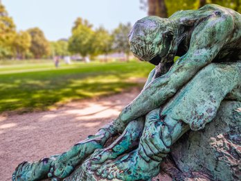 Jubelpark beeld De Stedenbouwers - Van der Stappen